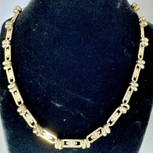 Vintage Signed Alabaster Gold-tone Chain Necklace #1123